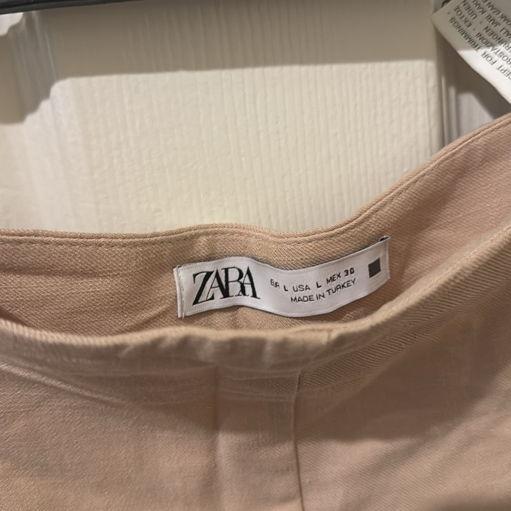 Zara Linen Short - Picture 2 of 3